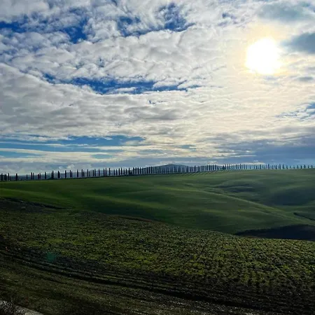 Bombina Farm stay Montisi
