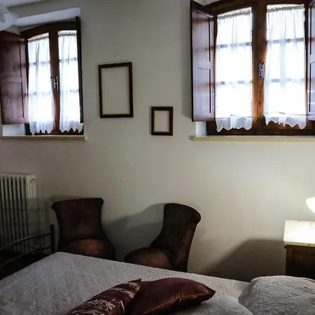 Farm stay Bombina Montisi